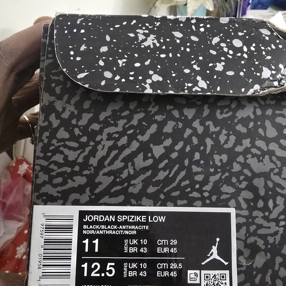 Jordan Spizike Black Men Sneakers - Picture 4 of 5